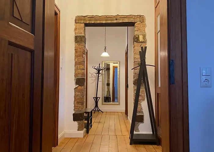 Lägenhet Stadtwohnung Im Altbaustil *